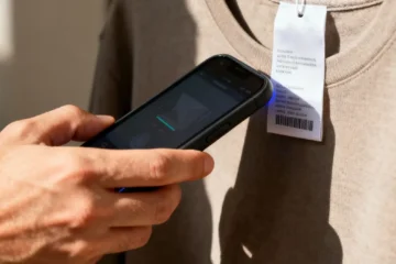 Etichette verificabili per fermare i falsi nel lusso