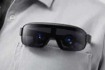Addio visore pesante: arrivano gli occhiali VR da soli 93 grammi