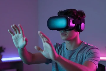 Dove provare la realtà virtuale (senza comprare subito un visore)
